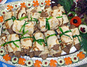 Фледли - мясные колбаски в тонком блинчике